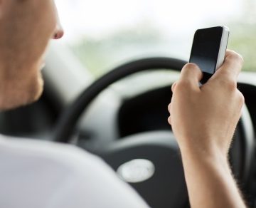 New study shows effectiveness of texting ban on teen drivers